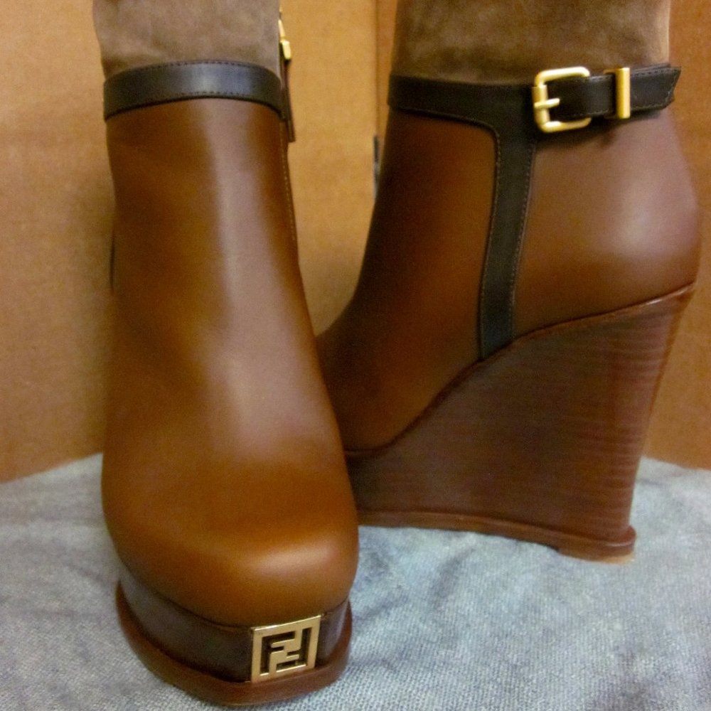 BROWN LEATHER FENDI WEDGE ANKLE BOOTS SIZE 36.5